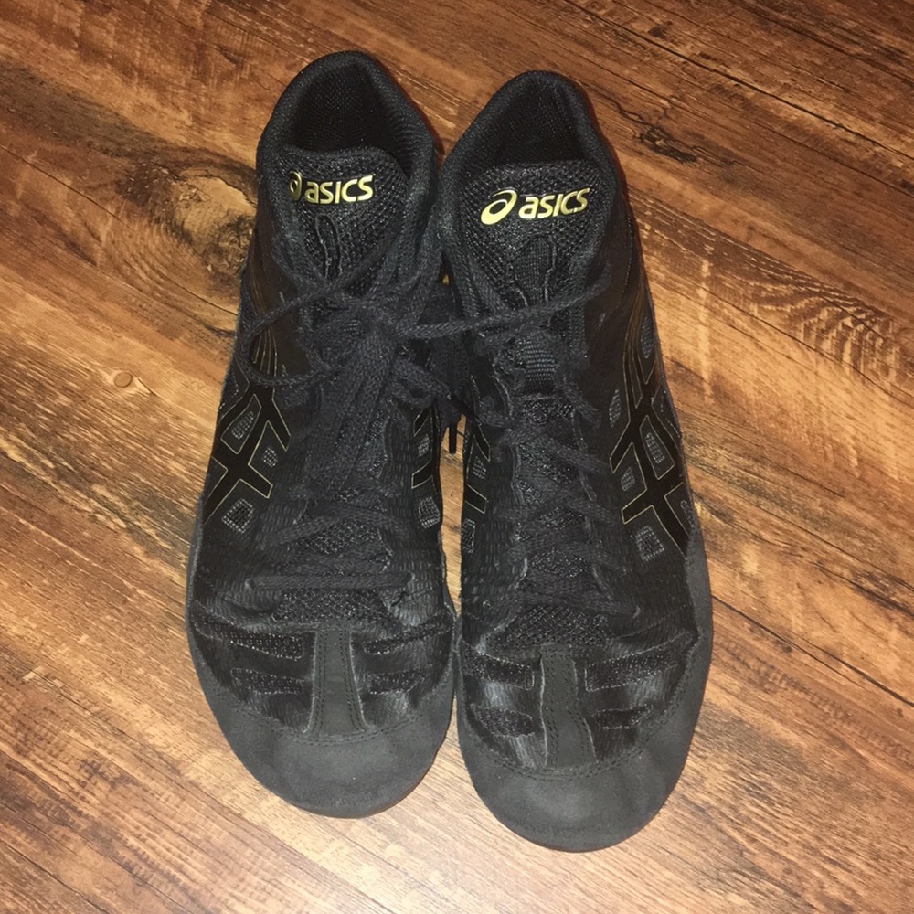 ASICS men’s wrestling shoes 🤼‍♂️